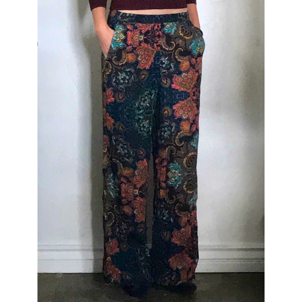 H&M Paisley pattern straight leg pants